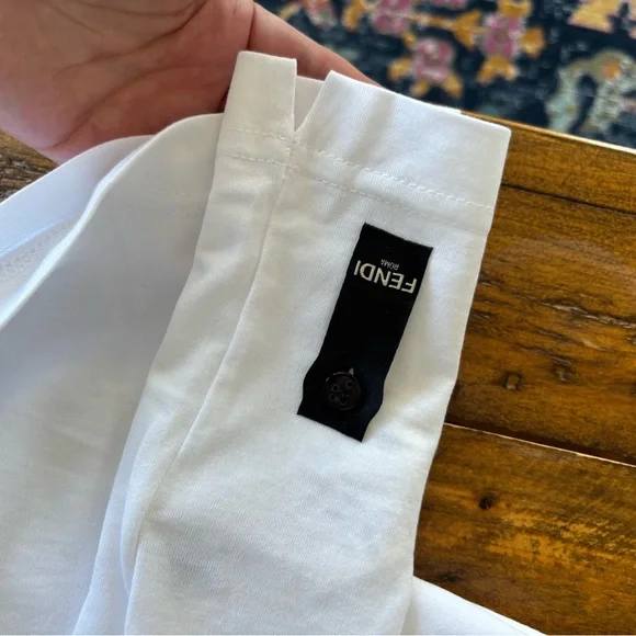 Fendi Men’s White Tee - Size S - Picture 5 of 6
